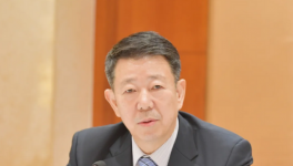 海螺集團董事長王誠建議，加快制訂水泥行業統一的核定標準！